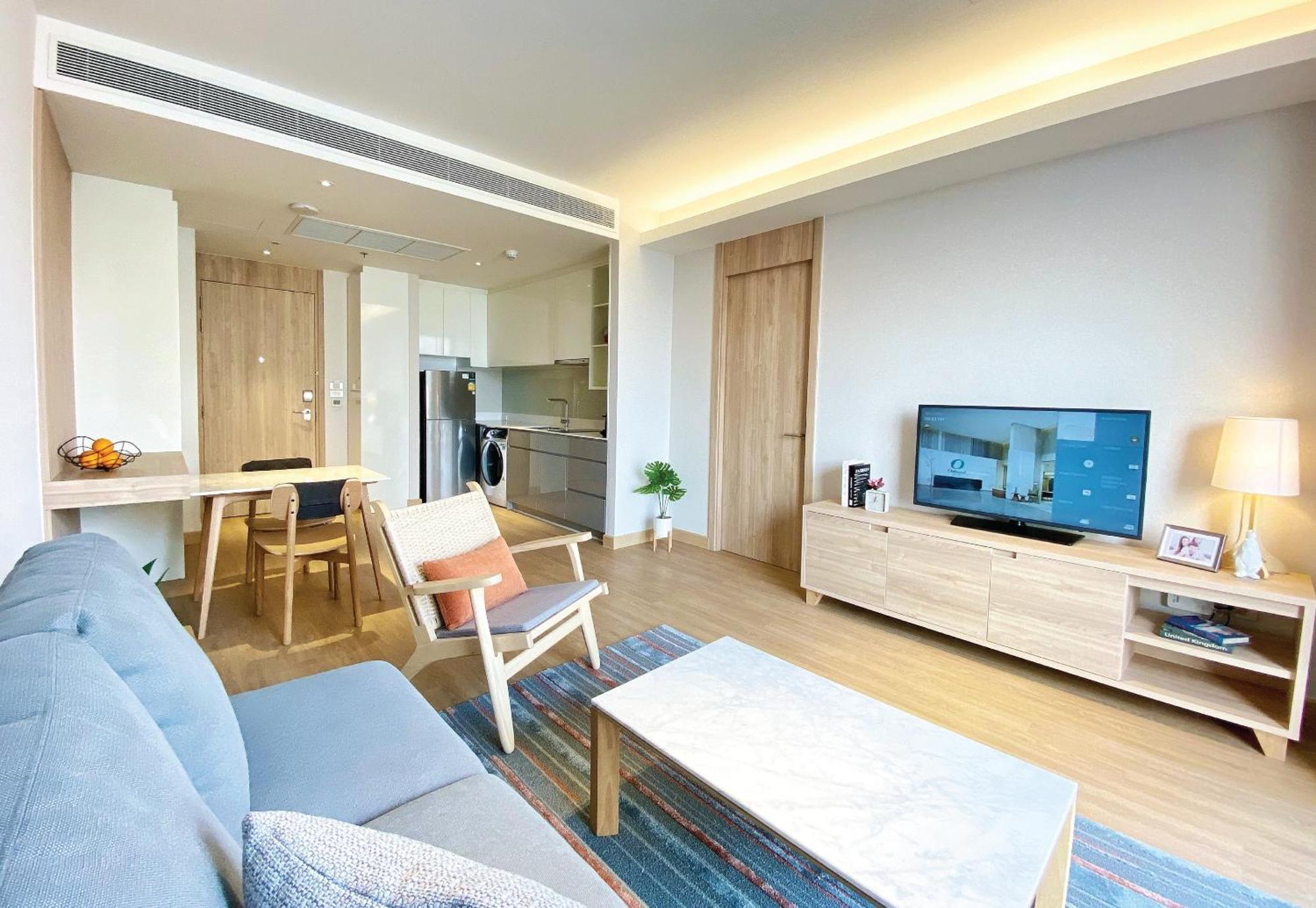 Oakwood Suites Banguecoque Exterior foto A typical apartment at The Panorama